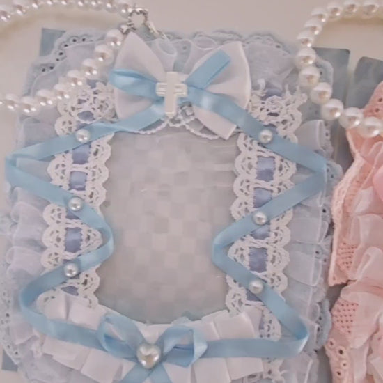 Lolita lace kawaii photocard holder in pastel pink, blue, and white with ruffles, bows, and a special cat ear design. Soft aesthetic card holder, 12.5x16 cm, fits K-pop photocards up to 6.7x9.5 cm. Cute accessory for bags, Sanrio fans, and kawaii collectors.